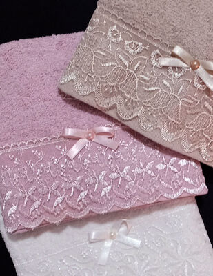 Durul Pamuklu Güpürlü Havlu - 50 x 85 cm